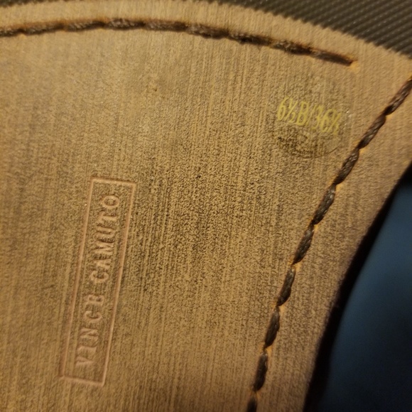 Boots - Picture 3 of 4